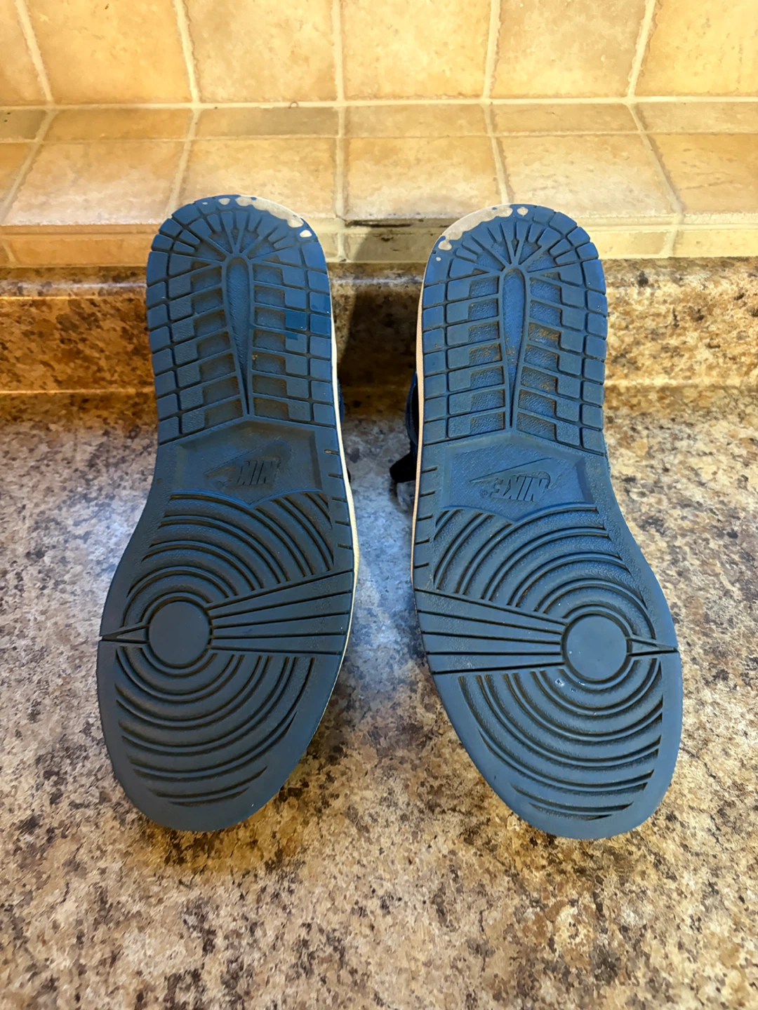Air Jordan 1 High OG Royal Blue - photo 5