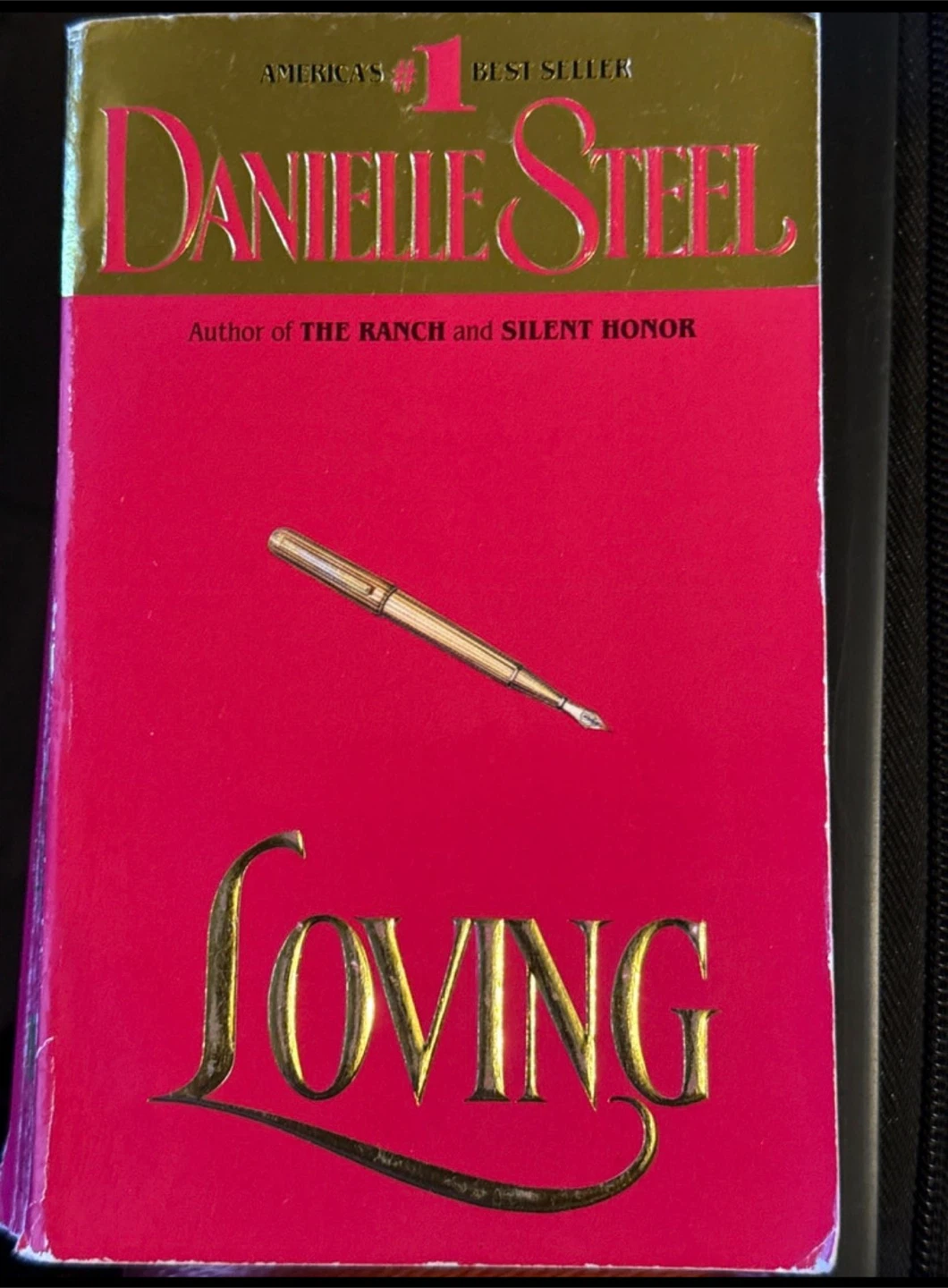 Danielle Steel Books - Loving & All That Glitters - photo 2