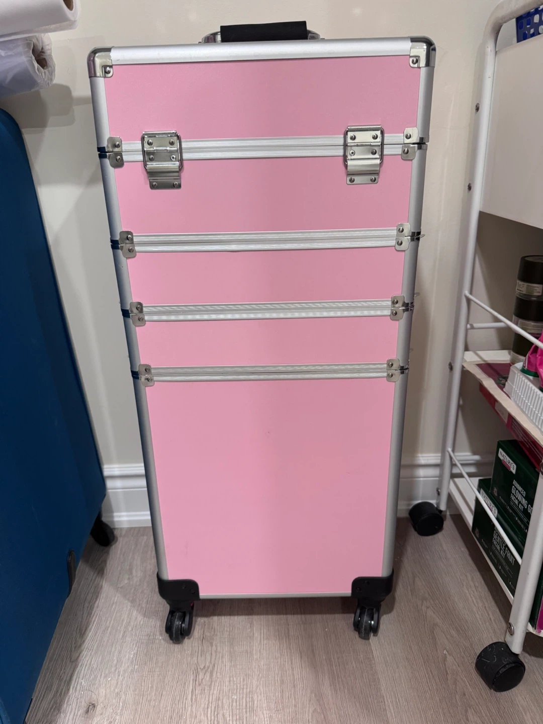 Pink Rolling Makeup Train Case