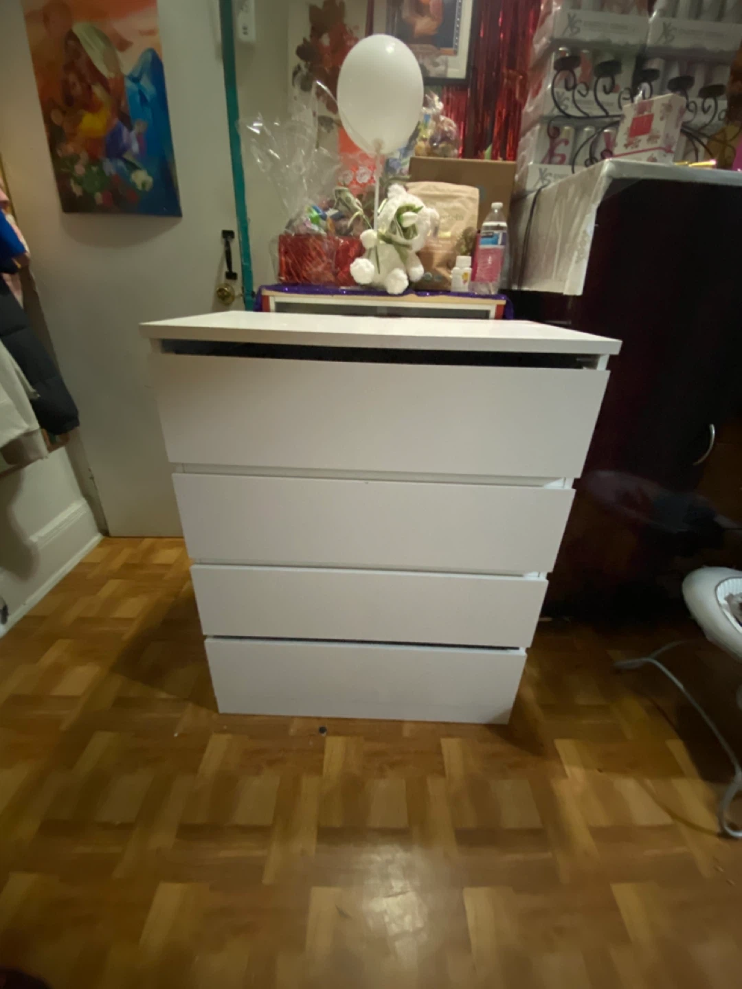 White 4-Drawer Dresser - photo 2