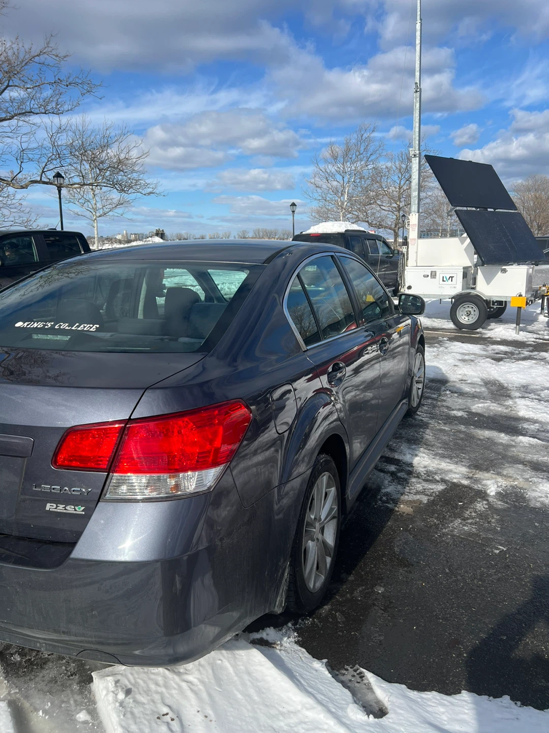 Subaru Legacy 2.5i Sedan - photo 2