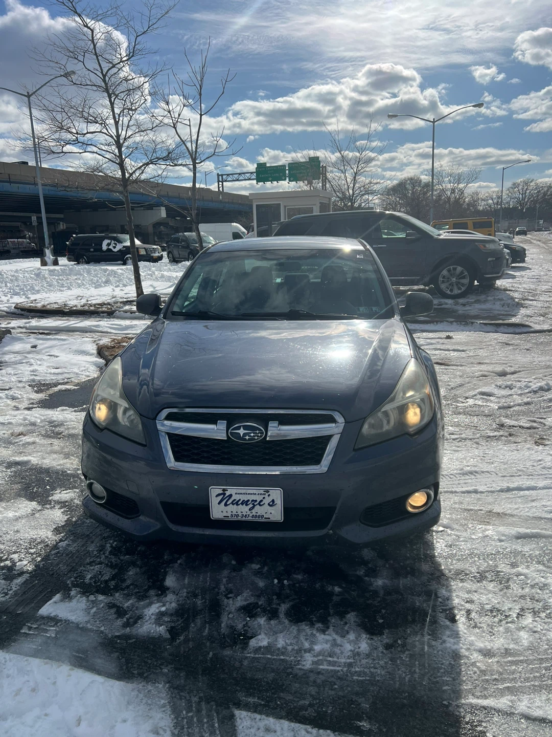Subaru Legacy 2.5i Sedan - photo 4