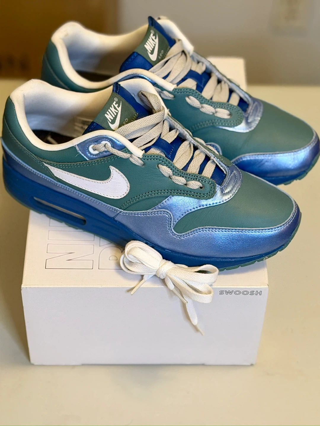 Nike Air Max 1 Sneakers - Green & Blue - photo 3