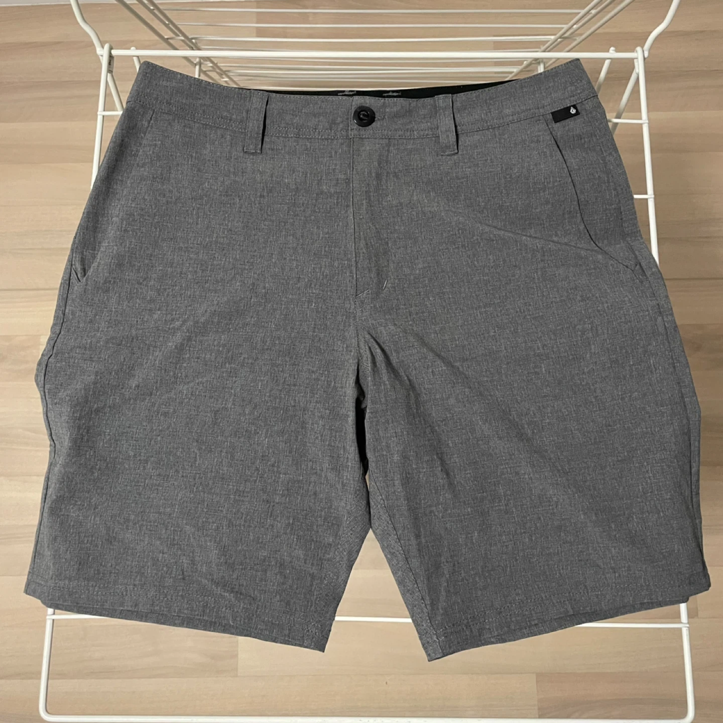 Volcom Frickin Chino Shorts Size 34 in Charcoal Heather Gray