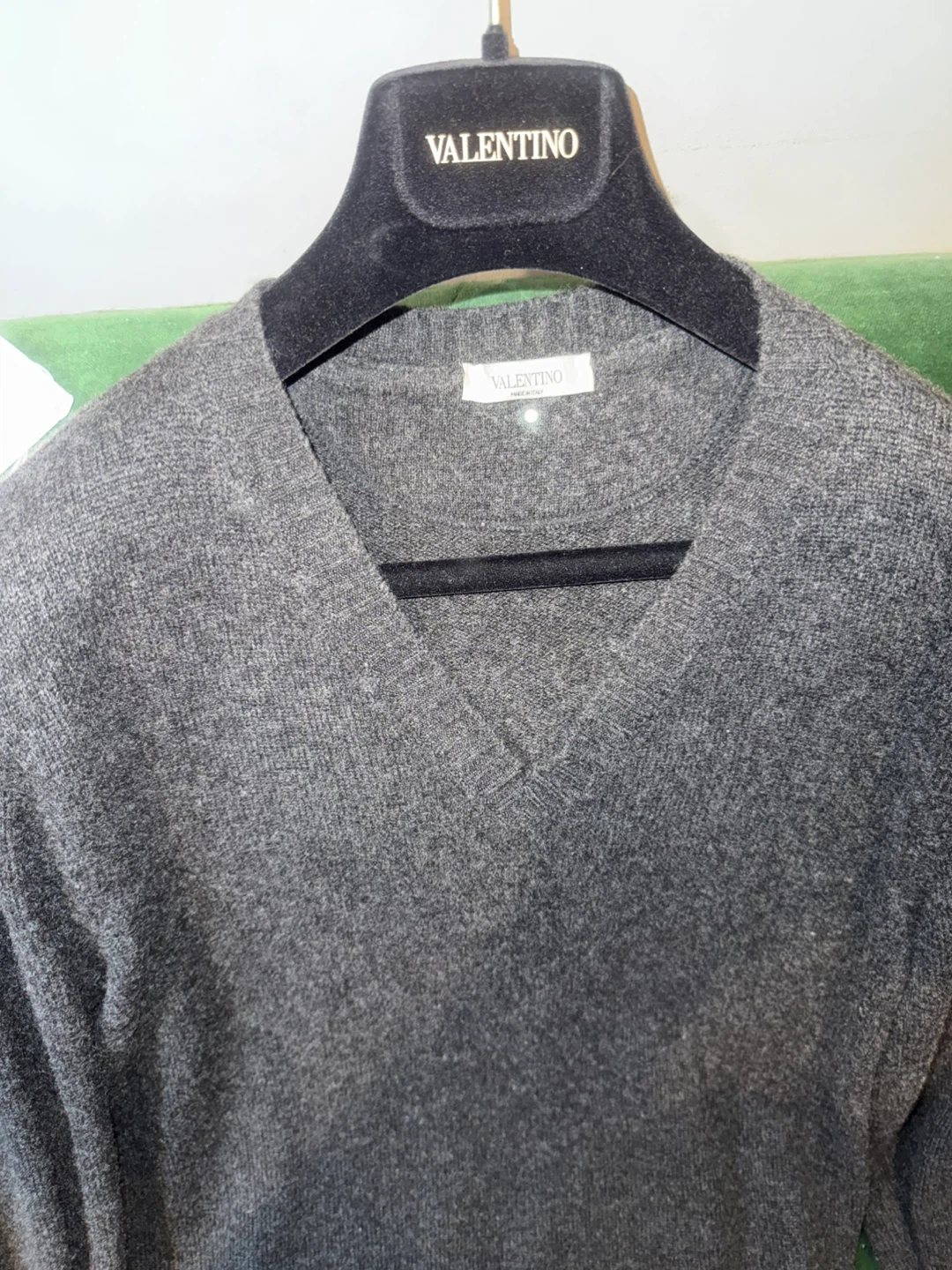 ValentinoChashmereV-Neck Sweater - Dark Grey - photo 2