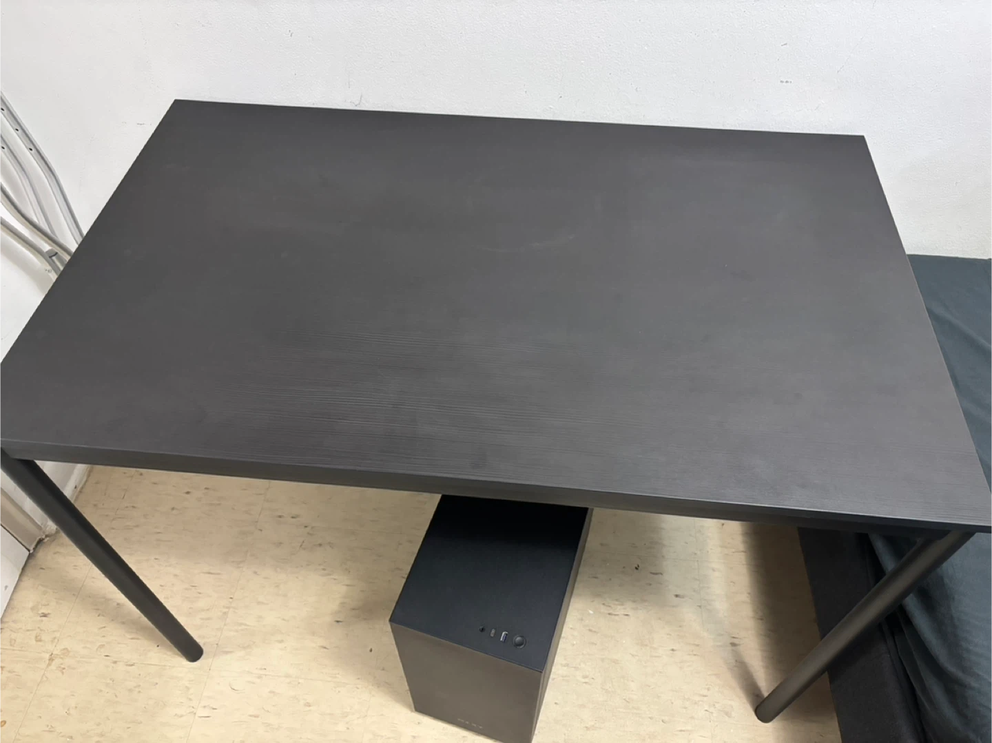 Black Desk - photo 2