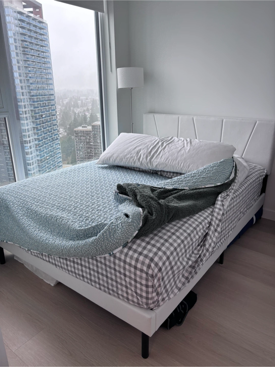 Queen Size White Upholstered Platform Bed Frame with Headboard - photo 3