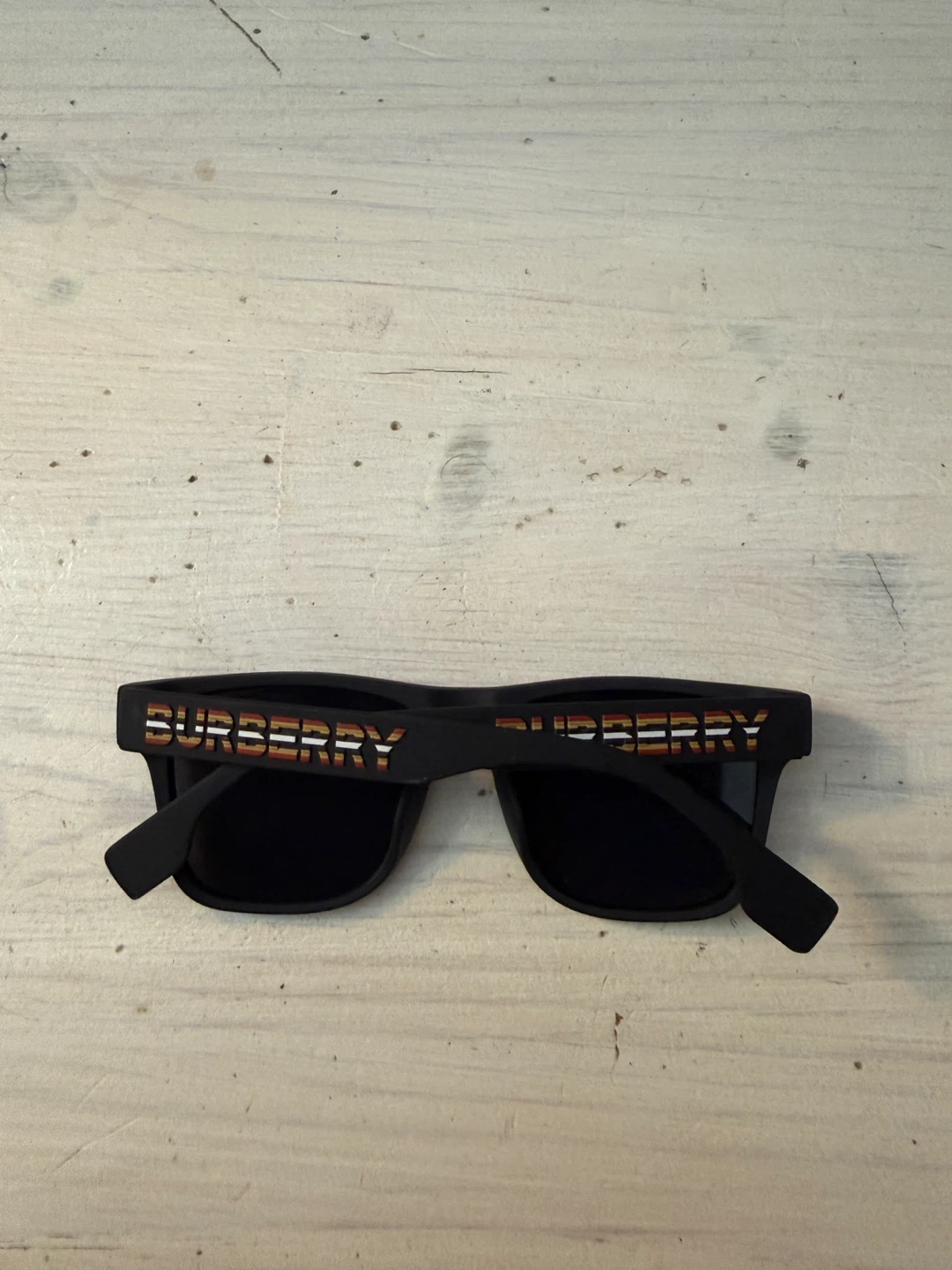 Burberry Sunglasses with Case - photo 3