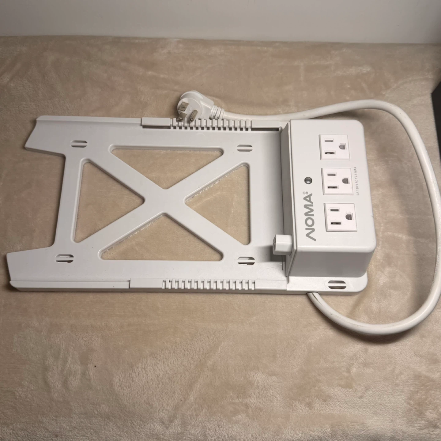 Noma 3-Outlet Power Bar - photo 4