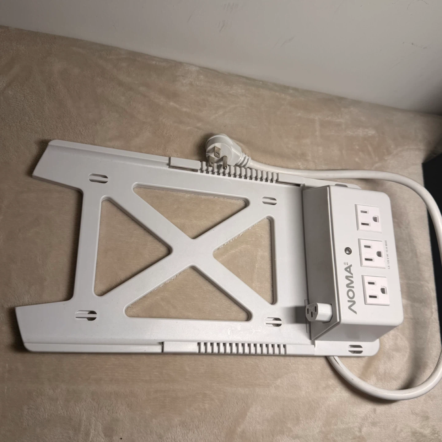 Noma 3-Outlet Power Bar - photo 3
