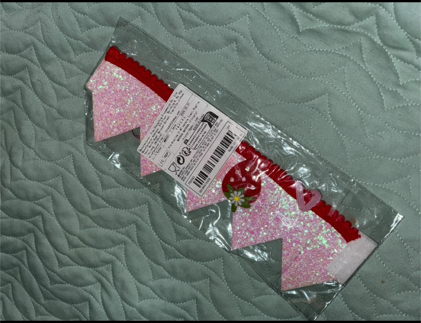 Strawberry Themed Party Supplies Set - photo 2