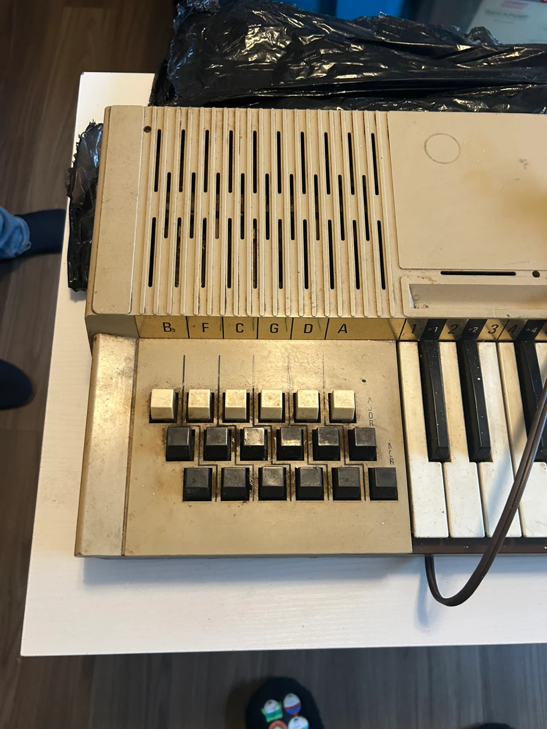 Bontempi 16 Electric Chord Organ Vintage Keyboard - photo 2