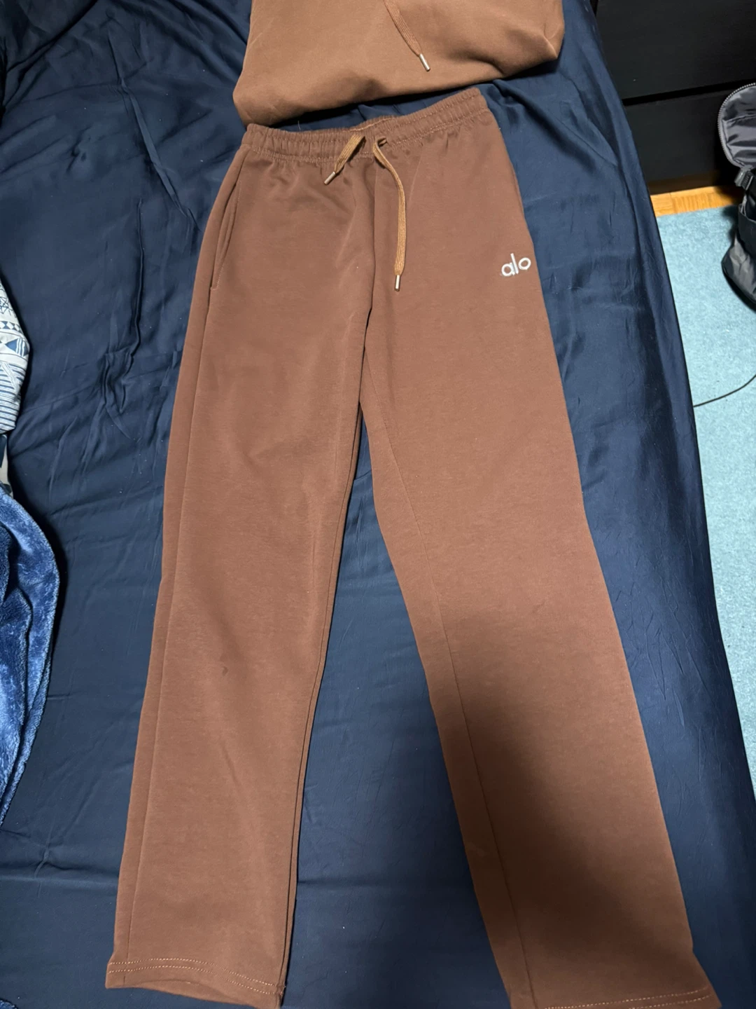 Alo Yoga Brown Sweatpants and Hoodie Set MEDIUM Size - photo 3