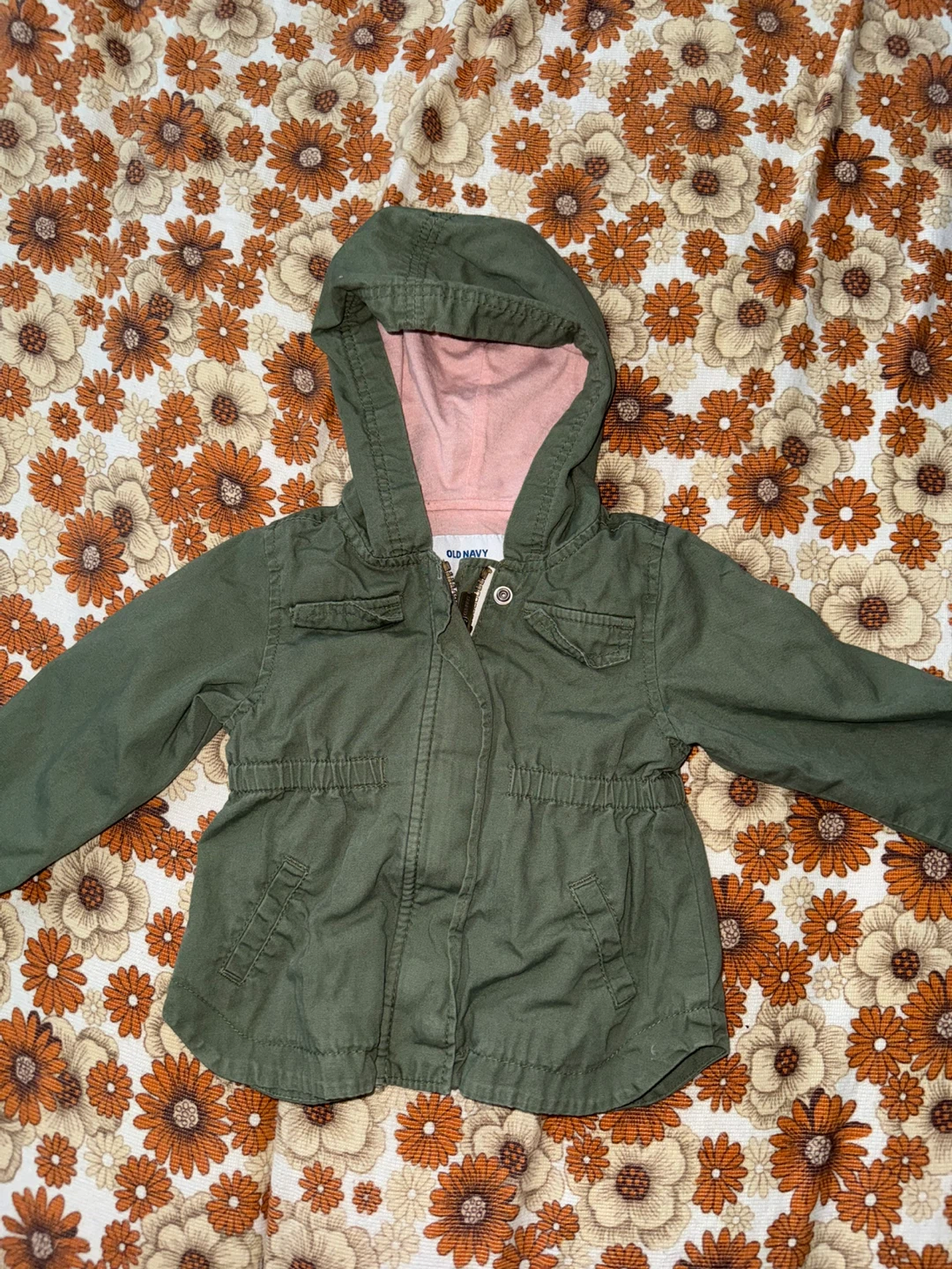 Baby girl bundle Old Navy Jacket, Nike Romper, Roots and more - photo 4