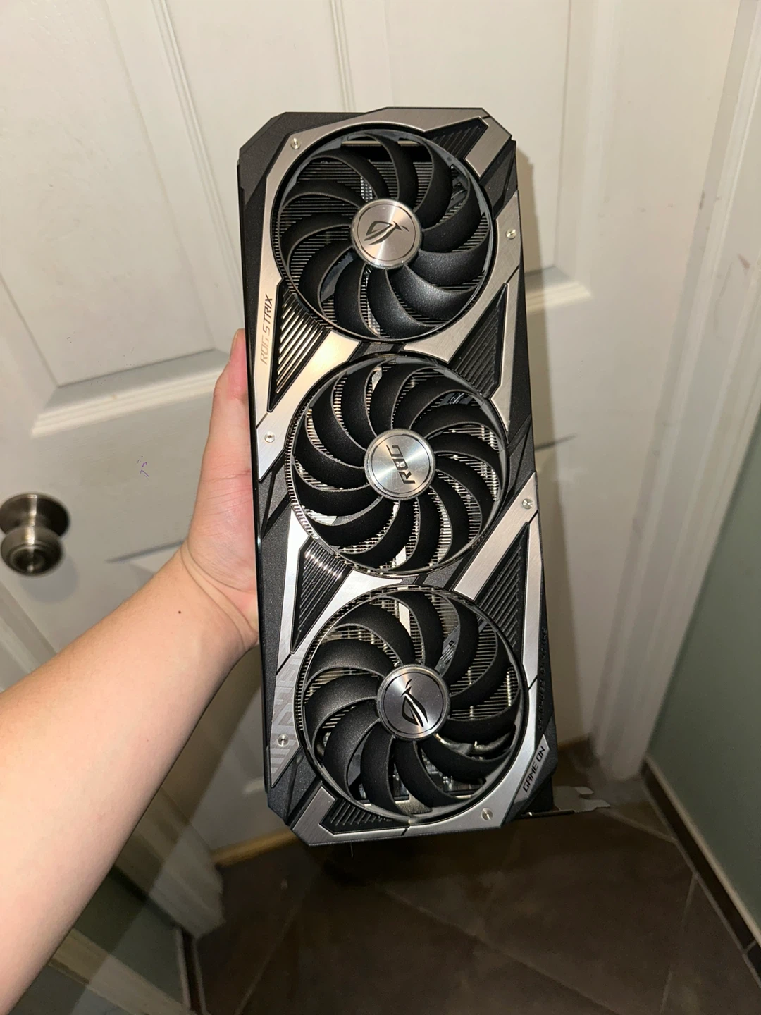 ASUS ROG STRIX 3080 - photo 4