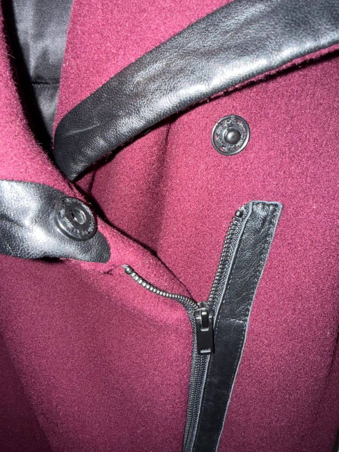 Danier Wool Blend Coat with Leather Sleeves - photo 3
