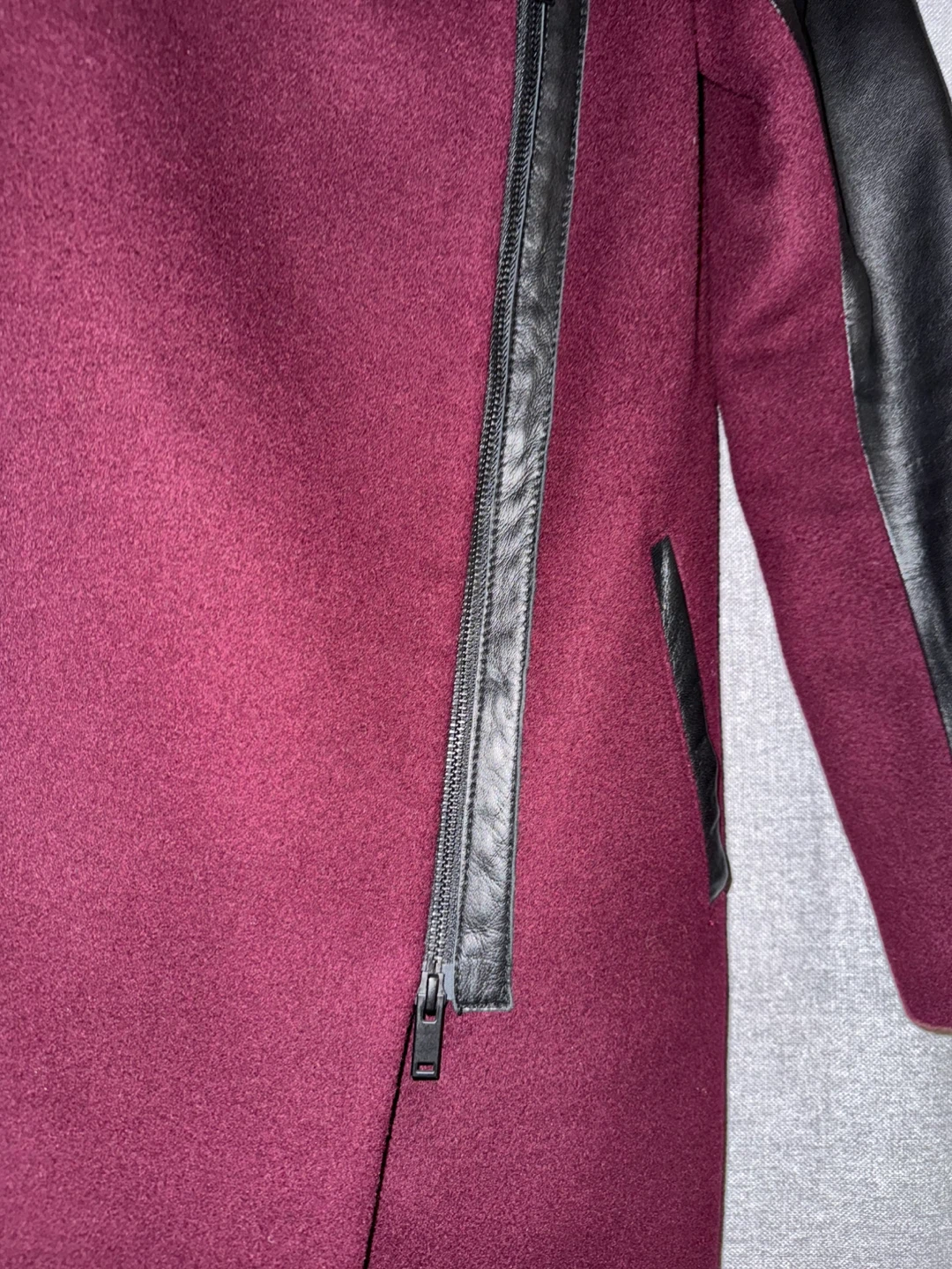 Danier Wool Blend Coat with Leather Sleeves - photo 2