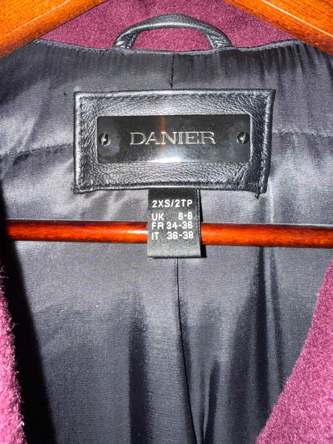 Danier Wool Blend Coat with Leather Sleeves - photo 4