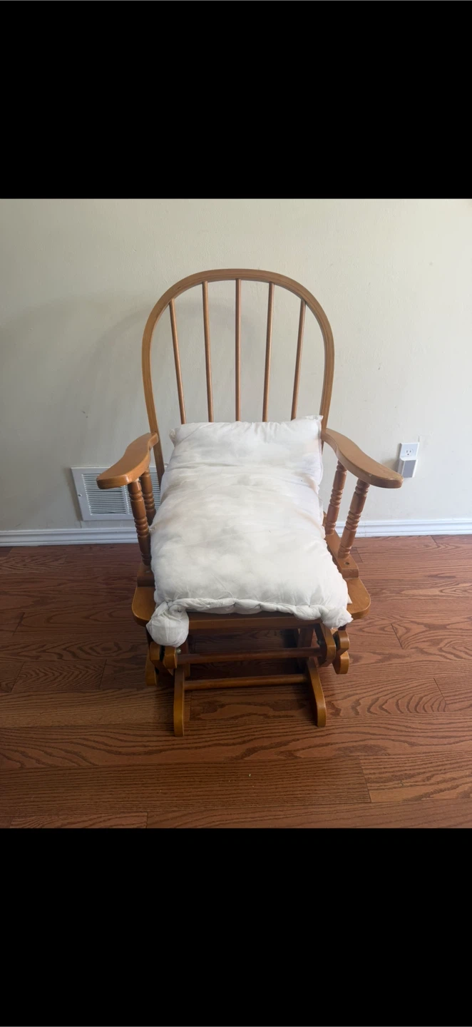 Rocking/Gliding Chair - photo 2