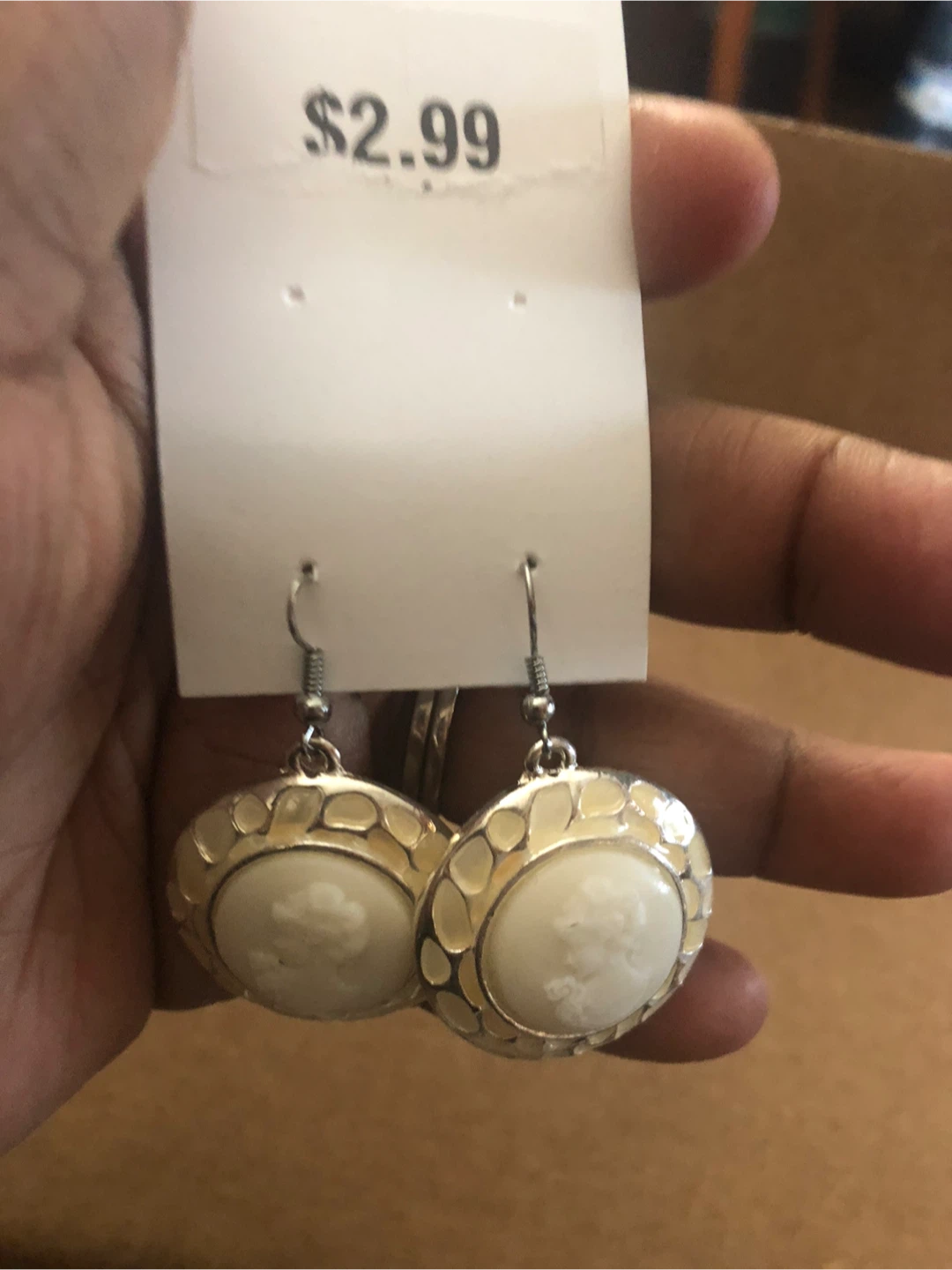 White Cameo Style Earrings - photo 3