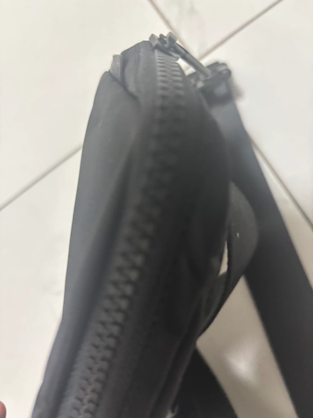 Lululemon Everywhere Belt Bag - Black - photo 2
