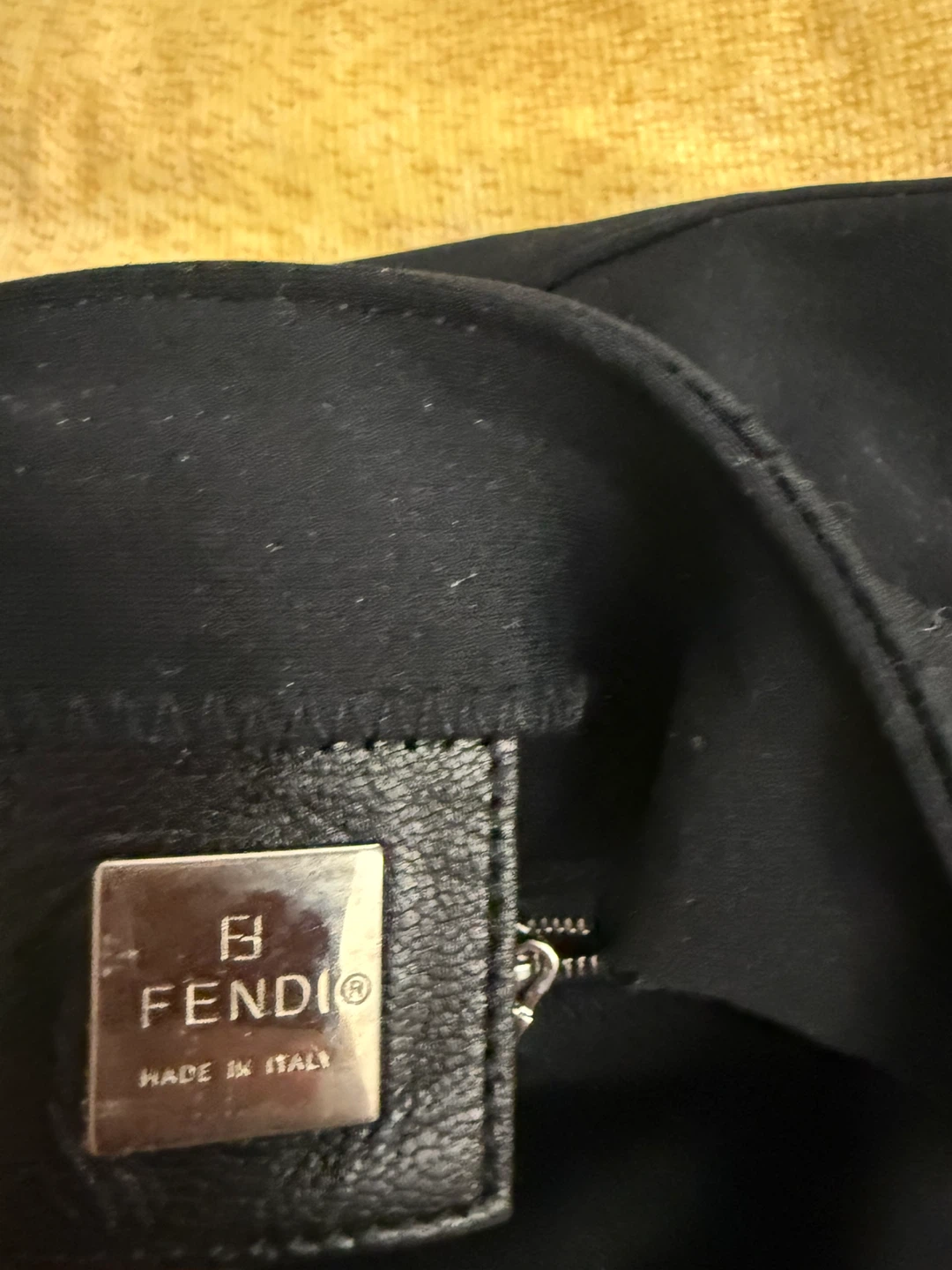 Fendi Baguette Bag Black Canvas - photo 3