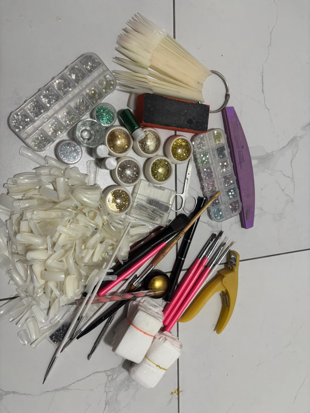 Assorted Nail Art Supplies Kit - photo 3
