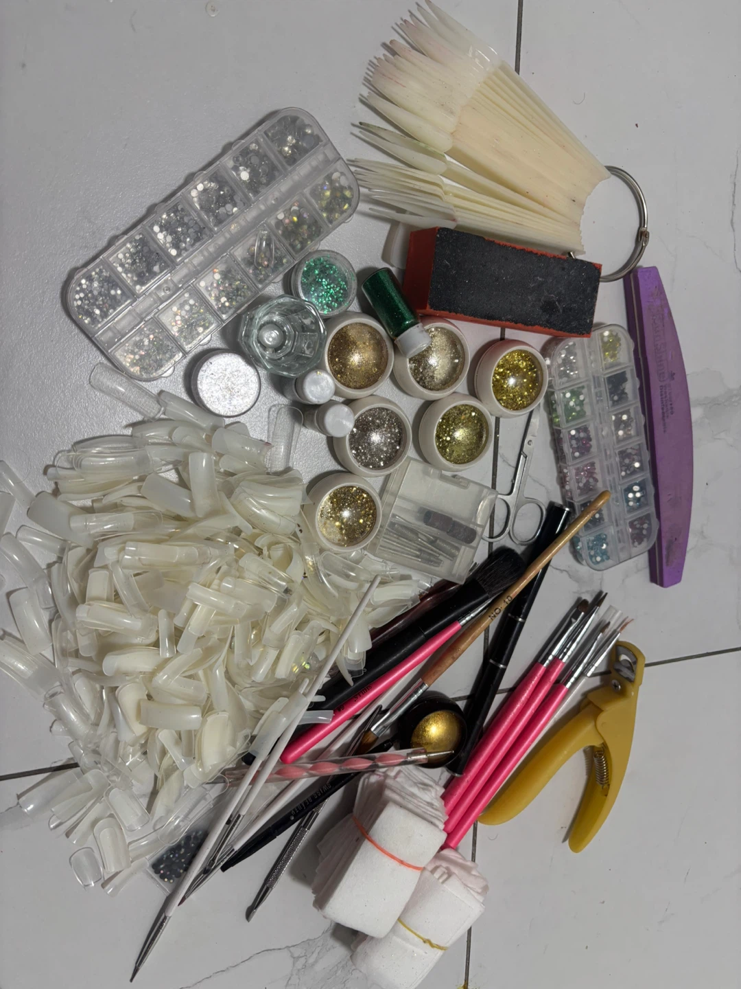 Assorted Nail Art Supplies Kit