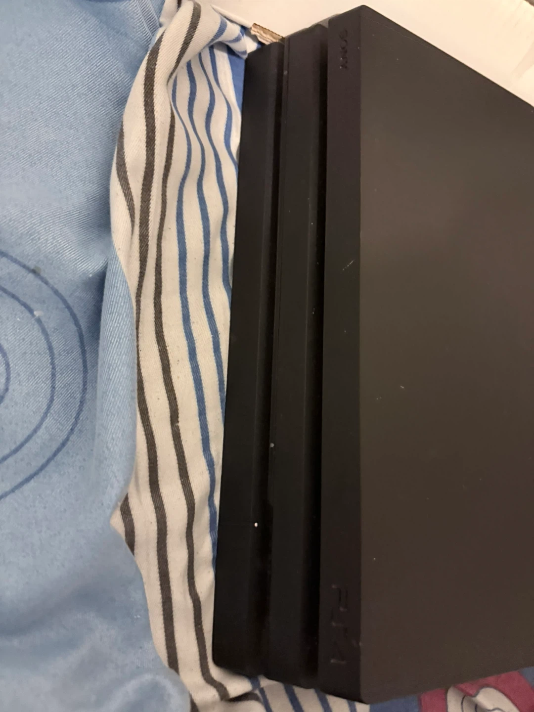 Sony PlayStation 4 Pro 1TB Console - photo 2
