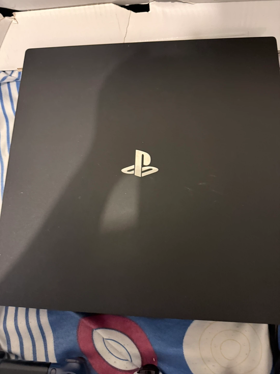 Sony PlayStation 4 Pro 1TB Console - photo 3