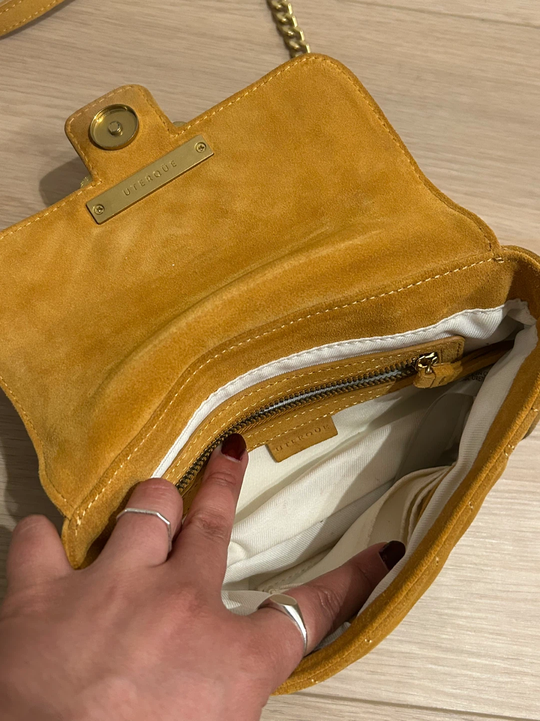 Uterque Mustard Suede Chain Shoulder Bag - photo 3