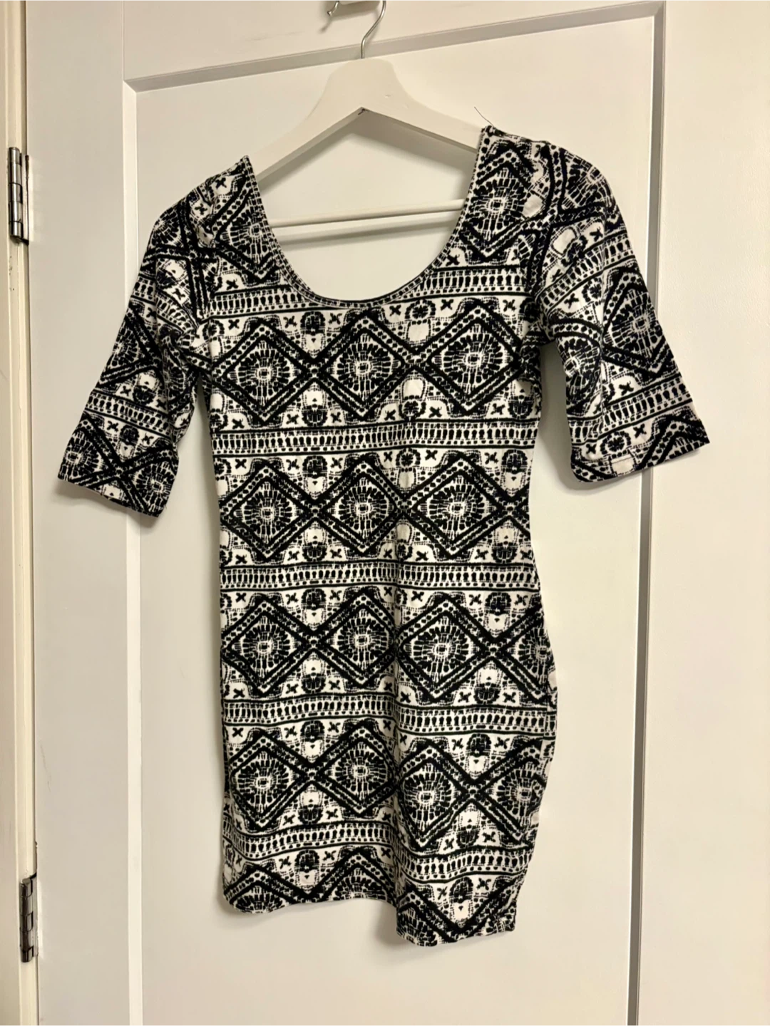 Black and White Patterned Tunic