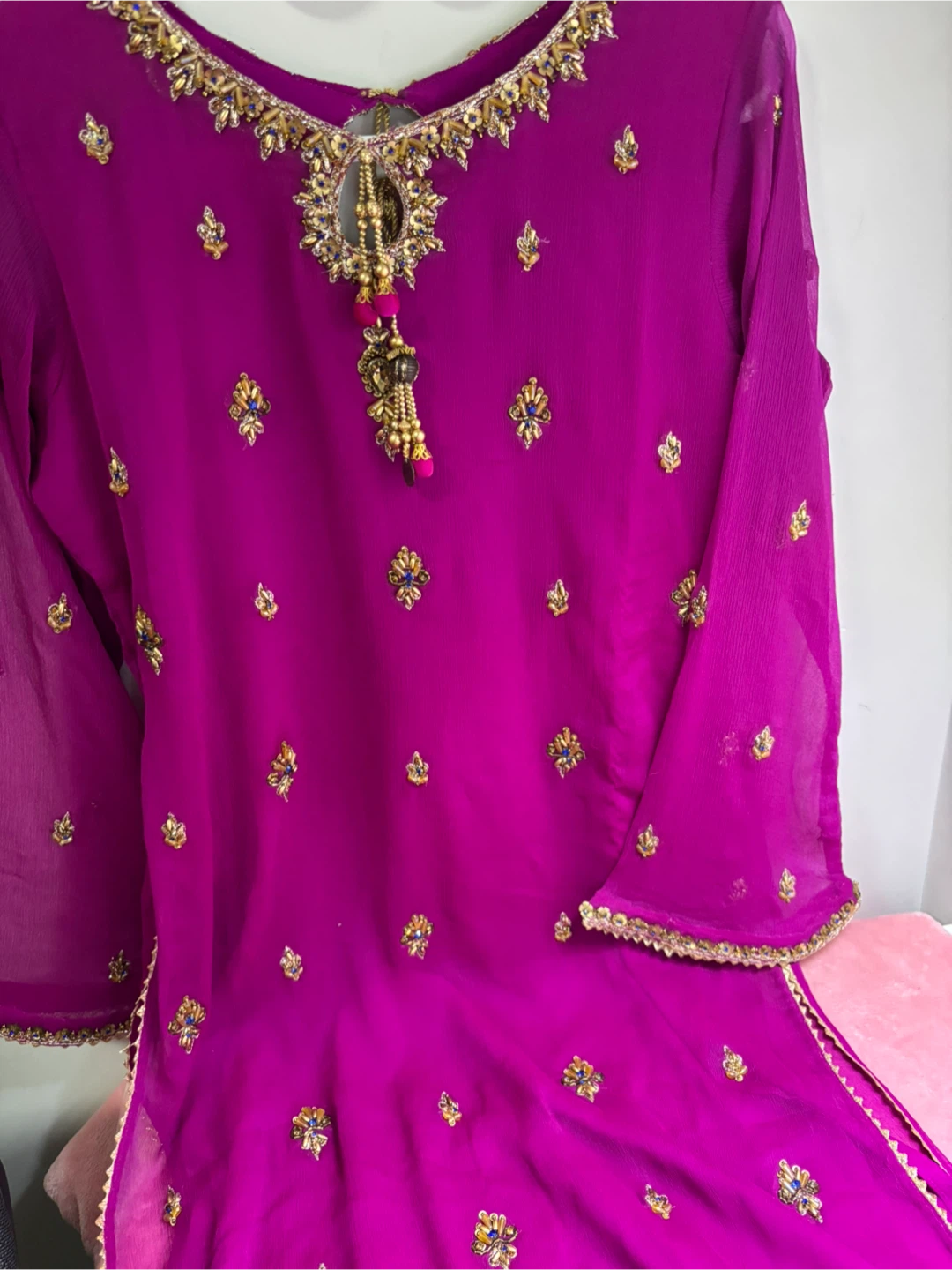Hot pink branded suit with crushed sharara - photo 3
