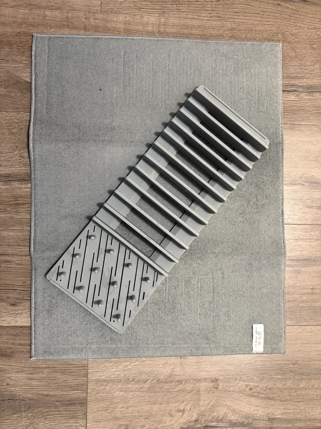 Grey Dish Drying Rack with Microfiber Mat - photo 2