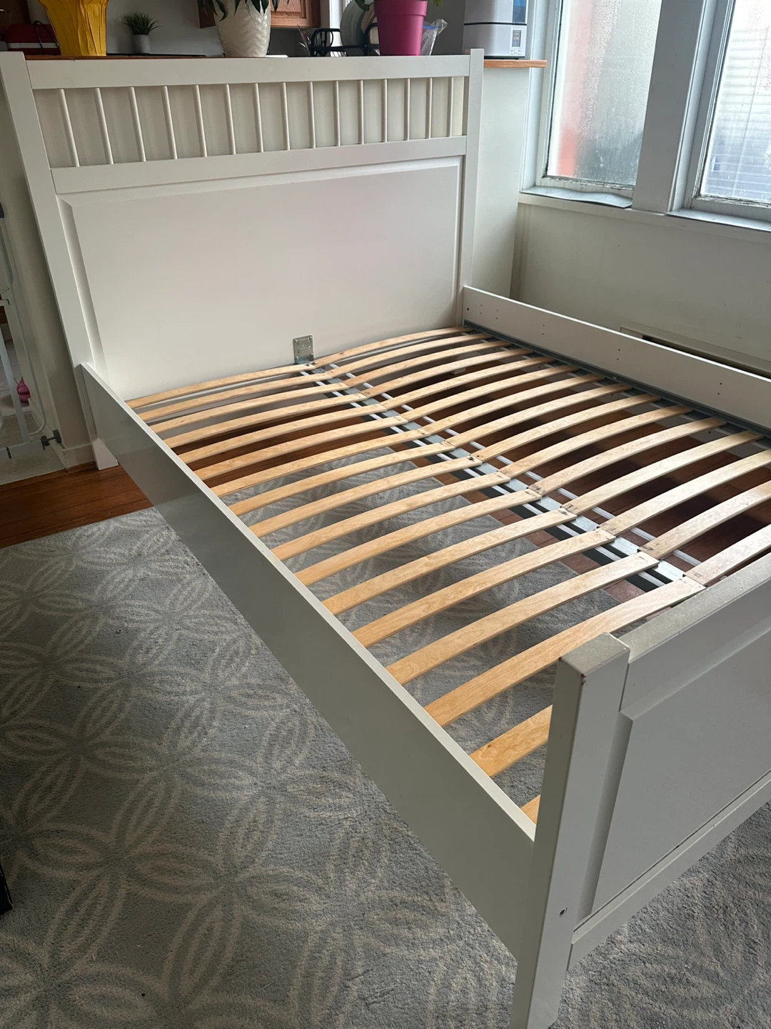 Ikea Queen bed frame *DELİVERY INCLUDED - photo 4