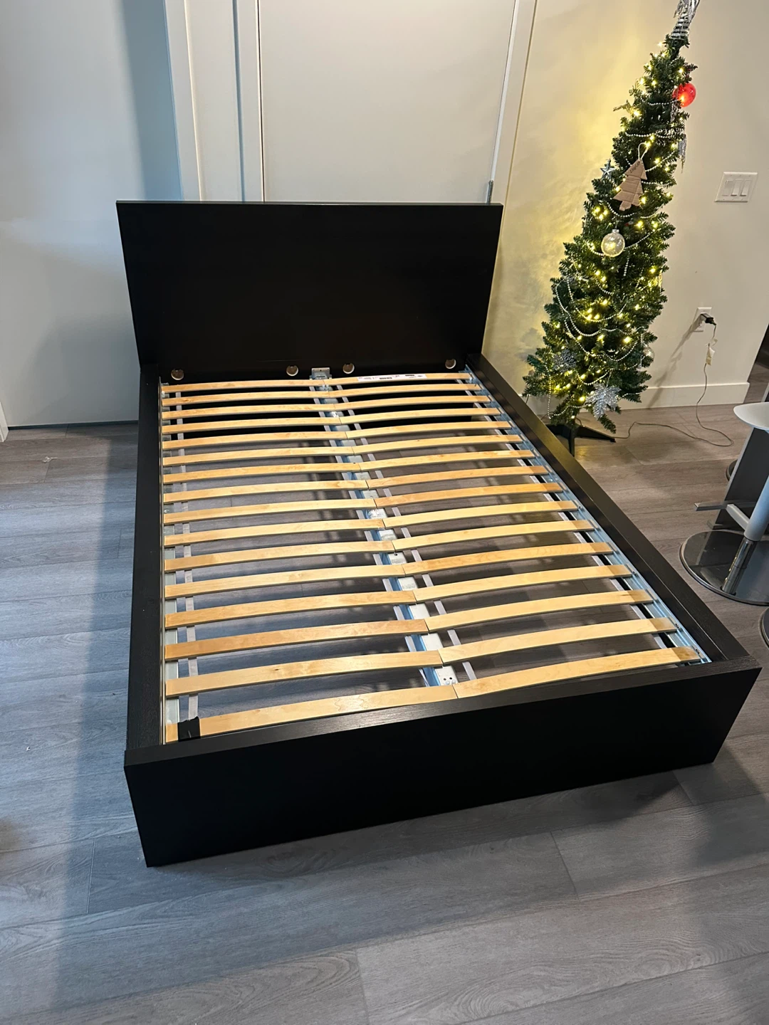 Ikea malm Double bed frame *Delivery included