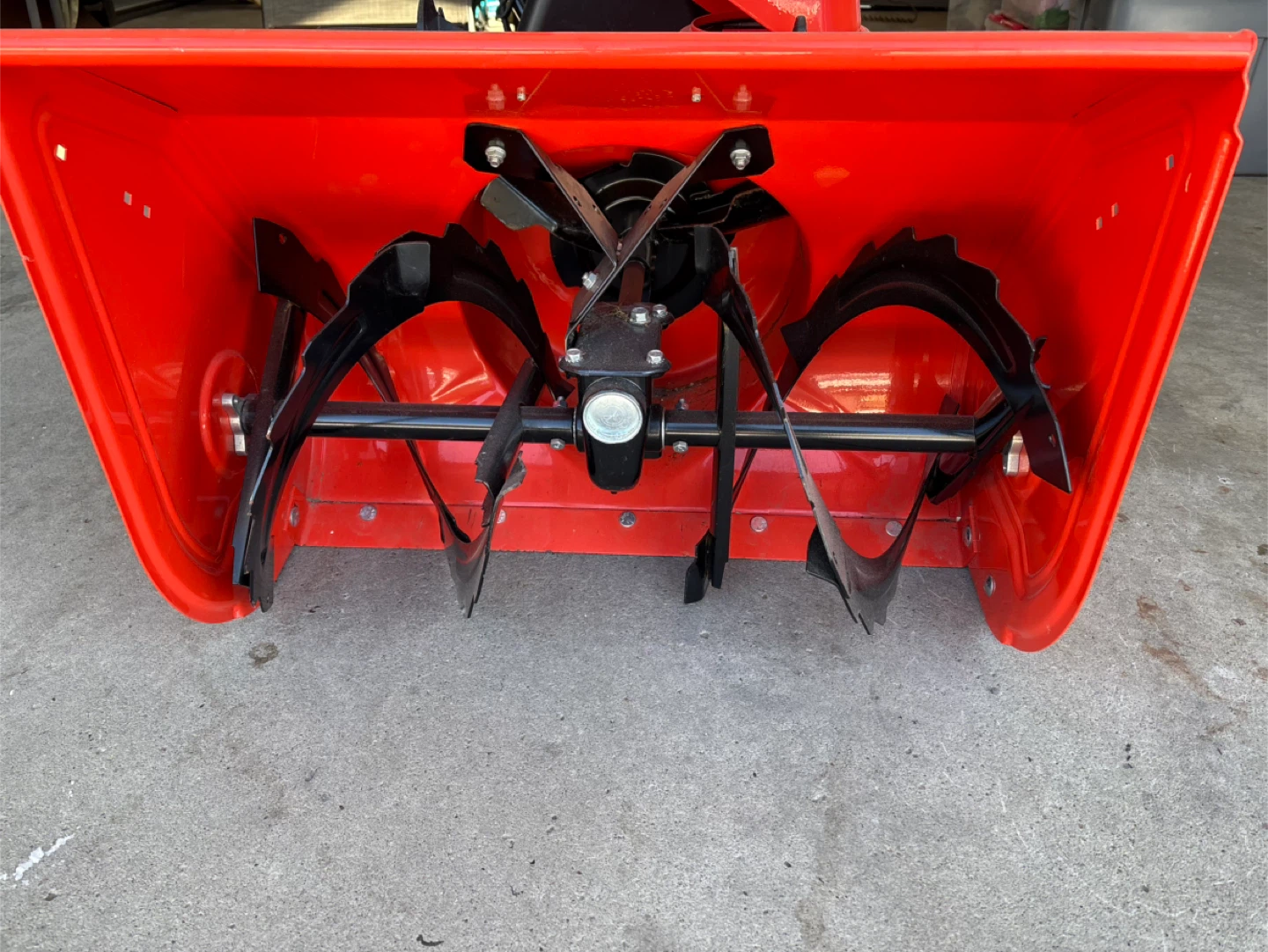 Ariens Platinum Snow Series Snowblower - photo 3