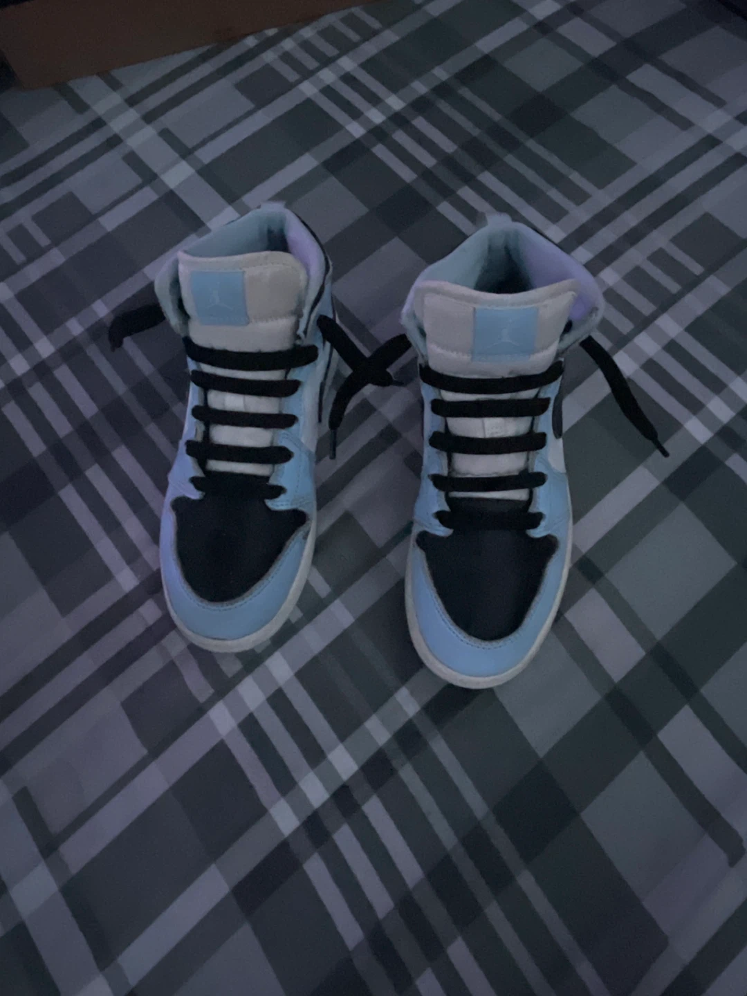Air Jordan 1 High OG "University Blue" Sneakers