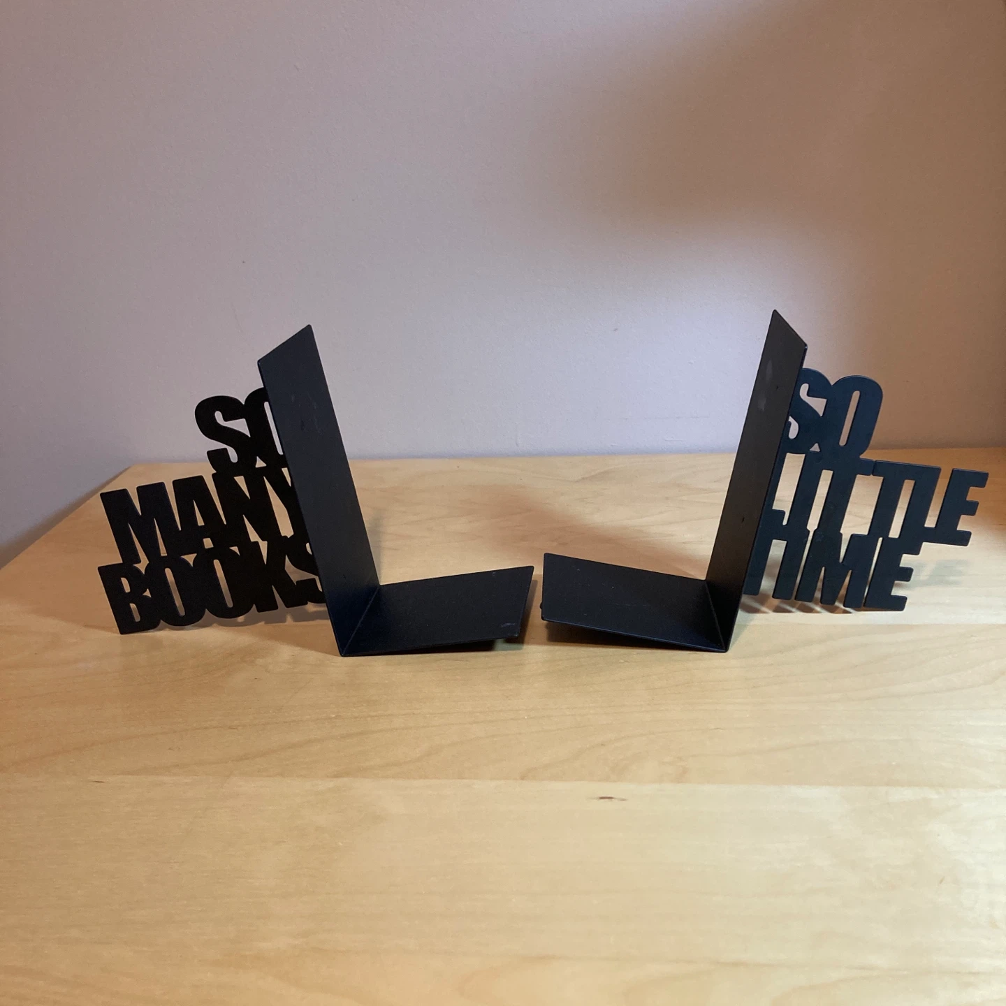 Novelty Metal Bookends - "So Many Books So Little Time" - photo 4