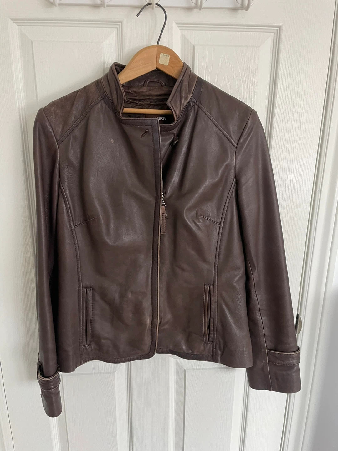 Danier Brown Leather Jacket Size Small