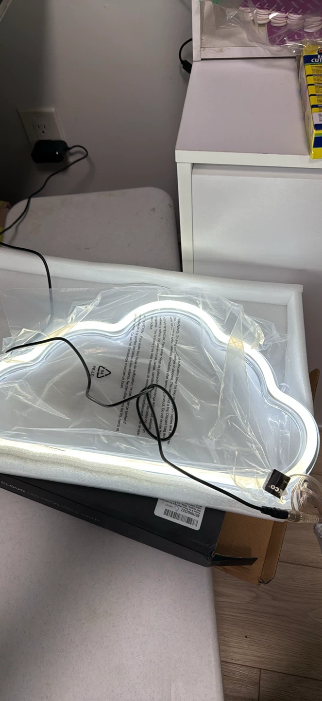 AMPED&CO Cloud LED Neon Wall Light - photo 3
