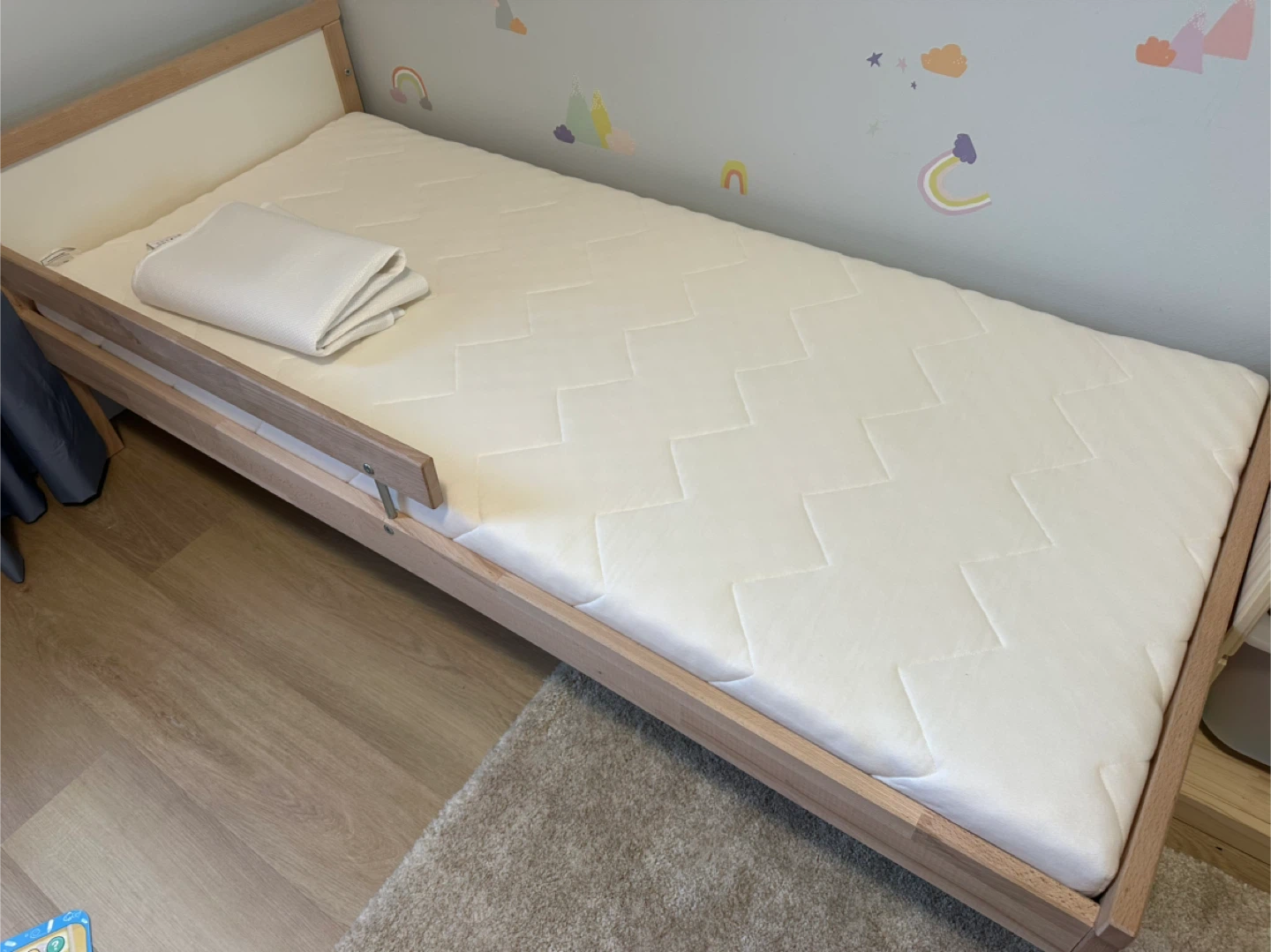 IKEA Sniglar Kid Bed with Guardrail - photo 3