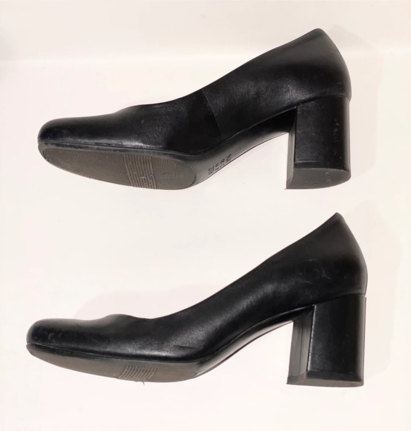 Naturalizer Black Leather Block Heel Pumps - photo 4