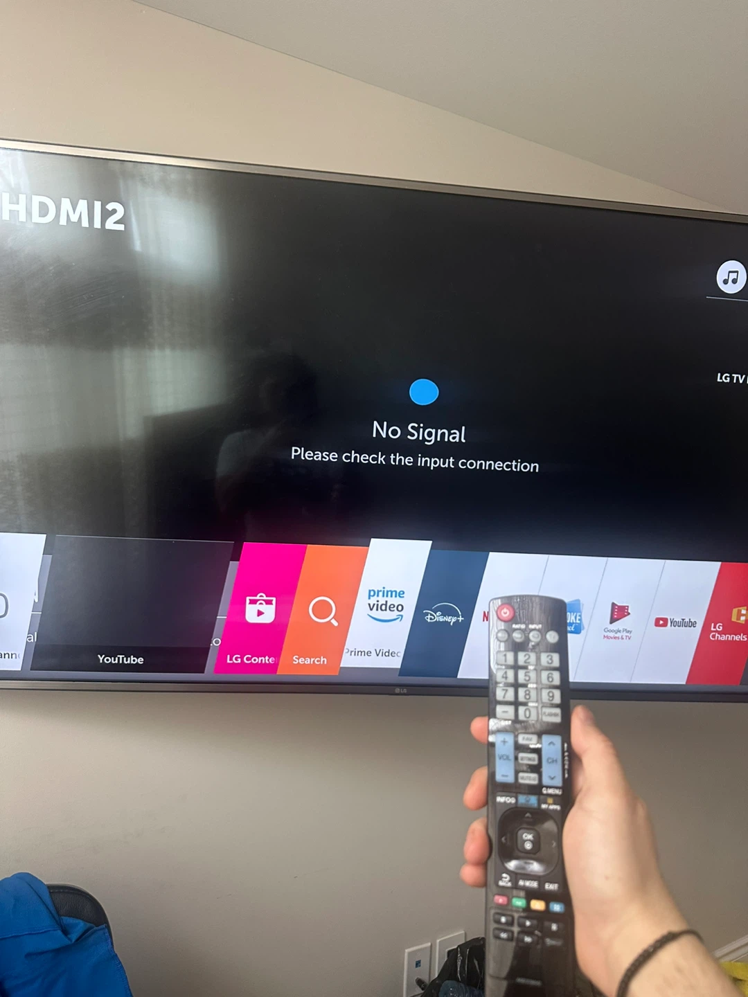 LG Smart TV 65”