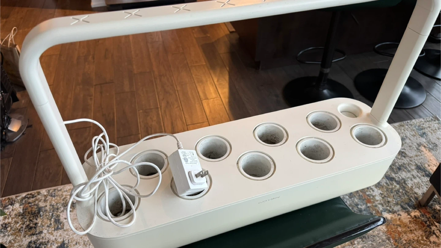Click & Grow Smart Garden 9