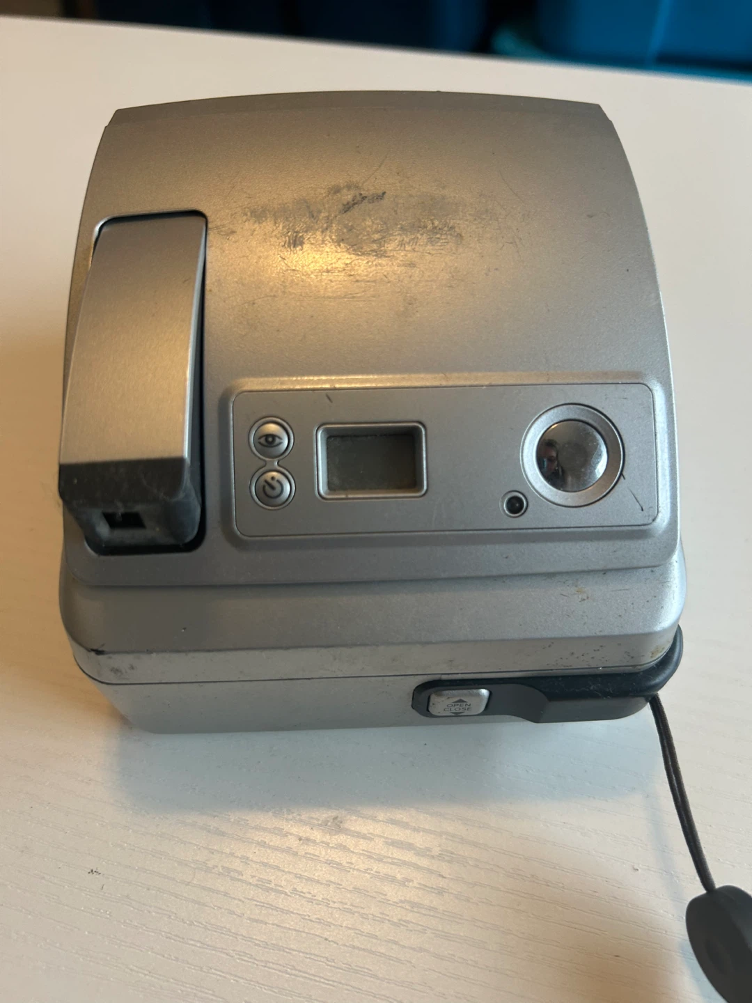 Polaroid ONE 600 Instant Camera - photo 2