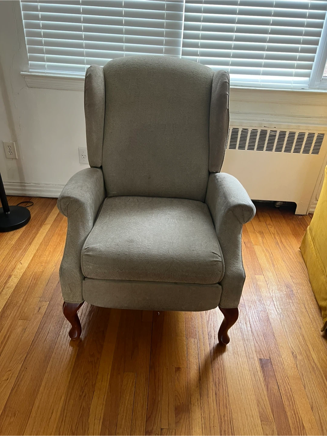 Comfortable Recliner Armchair