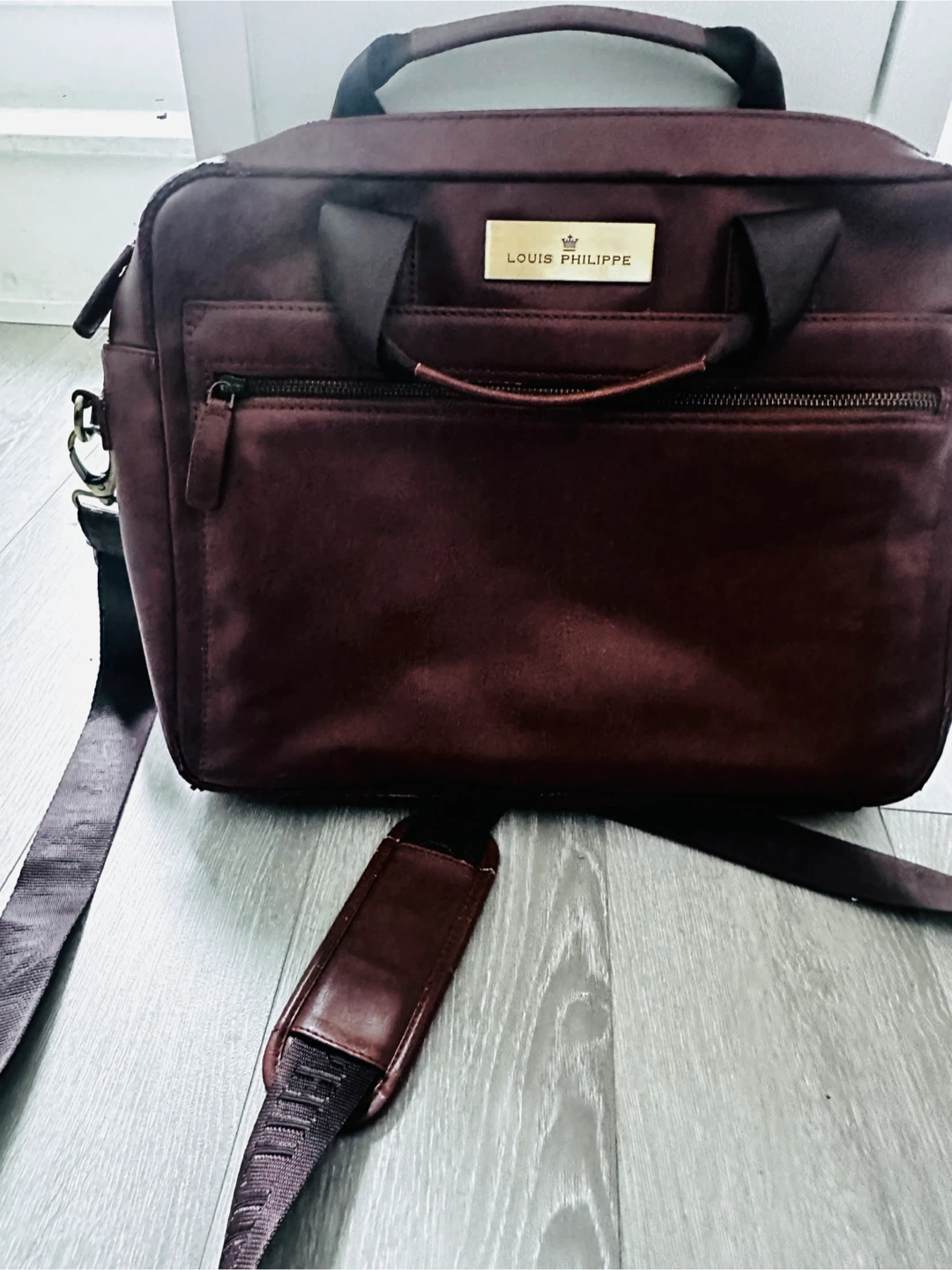 Louis Philippe Brown rexine Leather Laptop Bag - photo 3