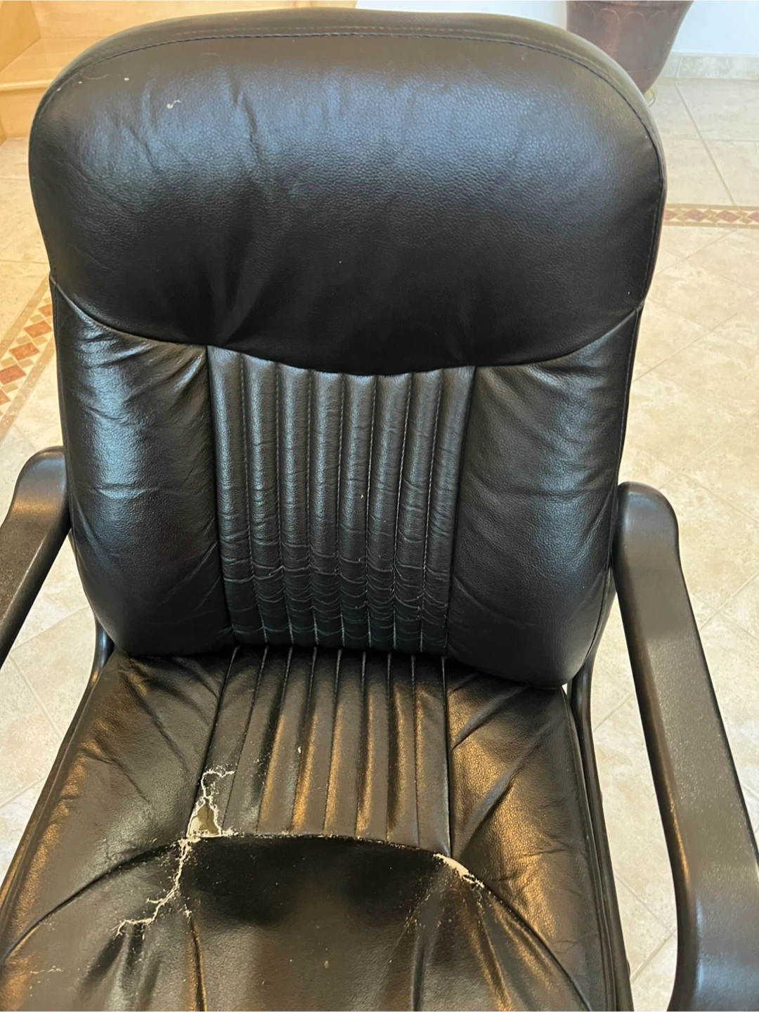 Black Office Chair - photo 3
