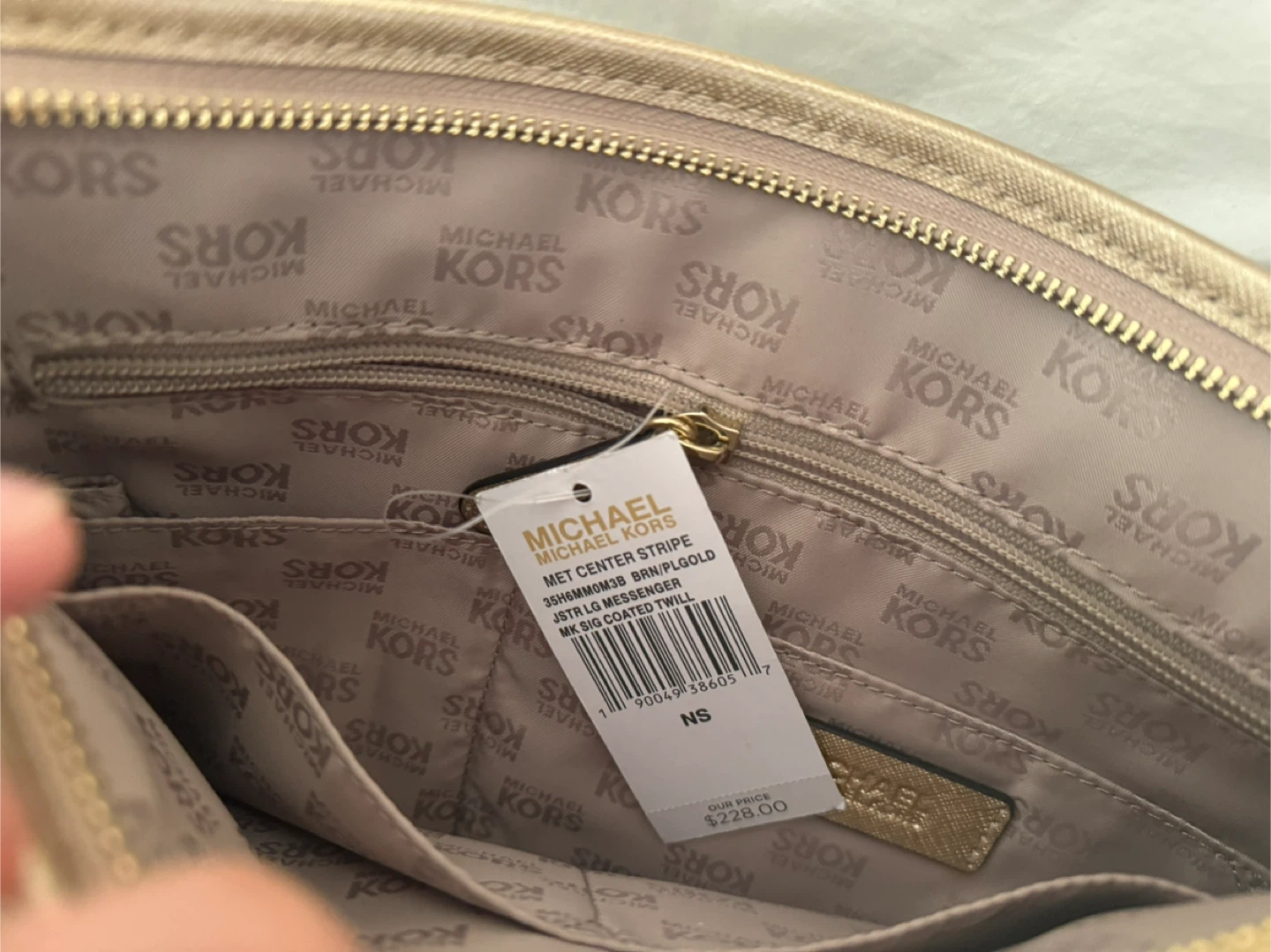 Brand New Michael Kors Bag - photo 4